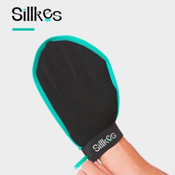 Organic Exfoliating Silk Body Glove - Image 2